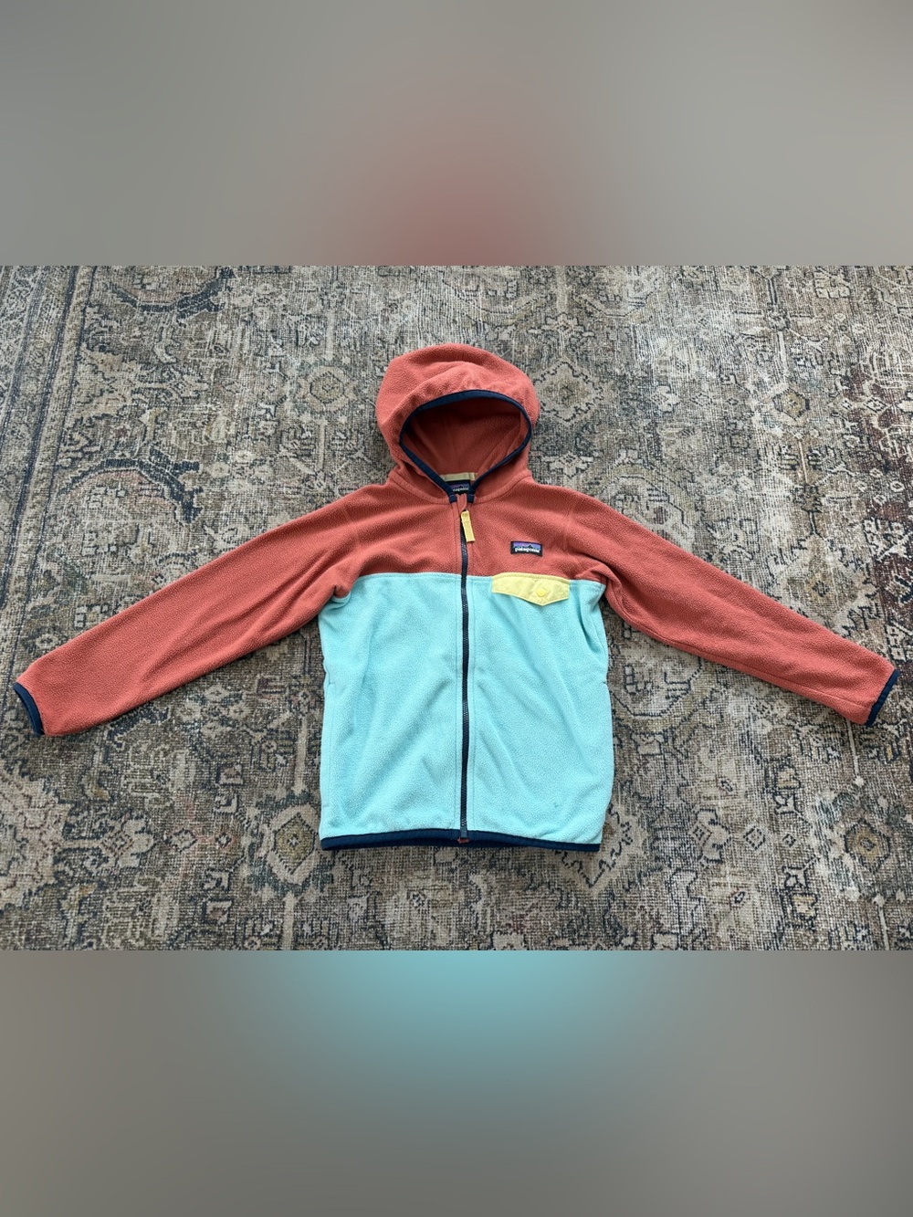 Patagonia kids Micro D Snap-T Fleece Jacket. Size 5T